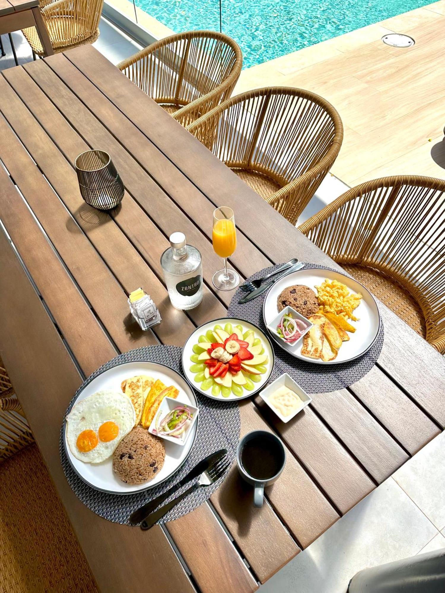 Epic Tamarindo Boutique Hotel 5*